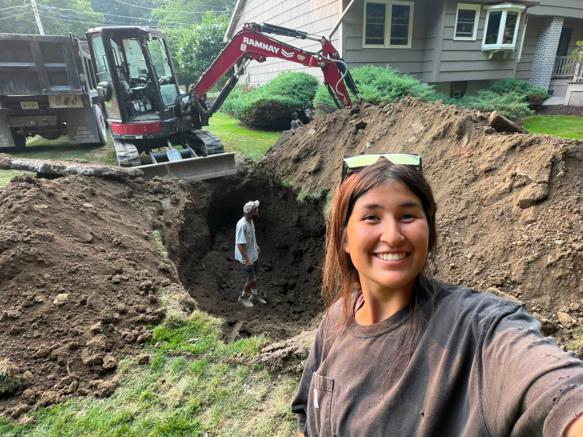 Munro Excavation crew on a residential excavation job